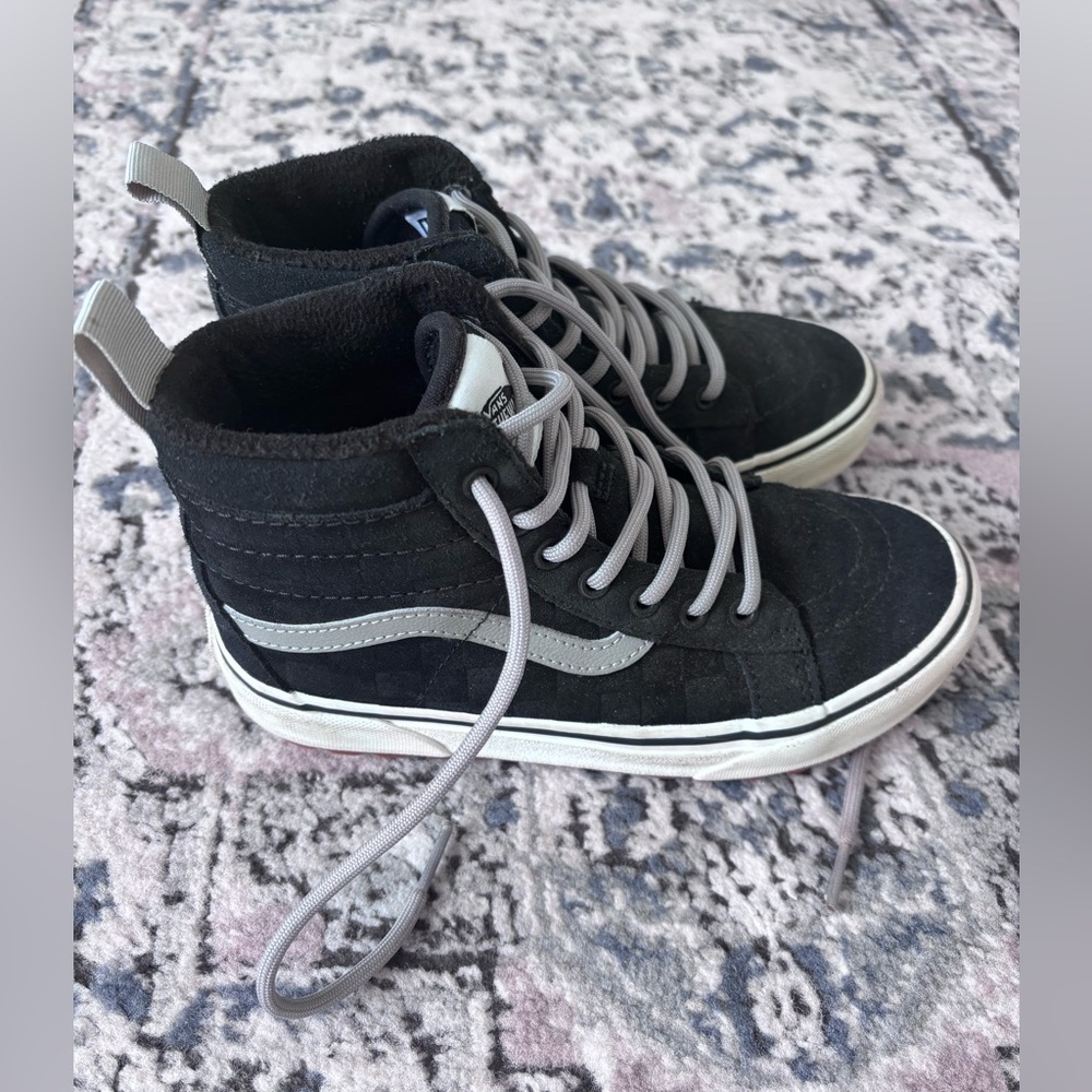 Vans Off the Wall Kids Black & Gray High-Top Sneakers
